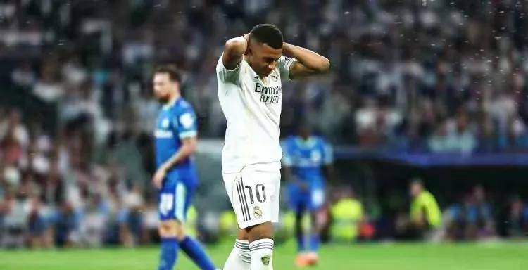 包含穆古鲁扎焦点对战，姆巴佩与60激战切尔西分钟，最后时刻胜出胜负难料！引发球迷热议的词条